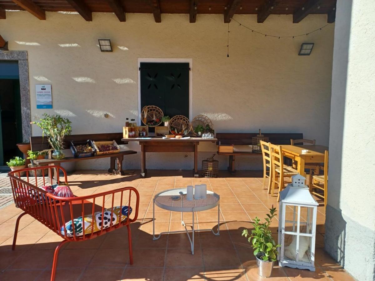 Open Cascina Vila Colico Exterior foto