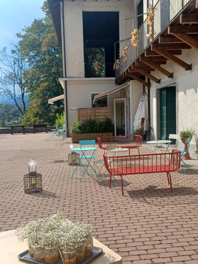 Open Cascina Vila Colico Exterior foto